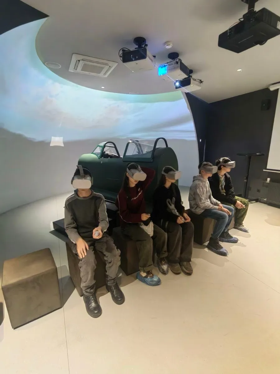 В Ленинградской области школьники посетили VR-экскурсию по Зеленому поясу Славы