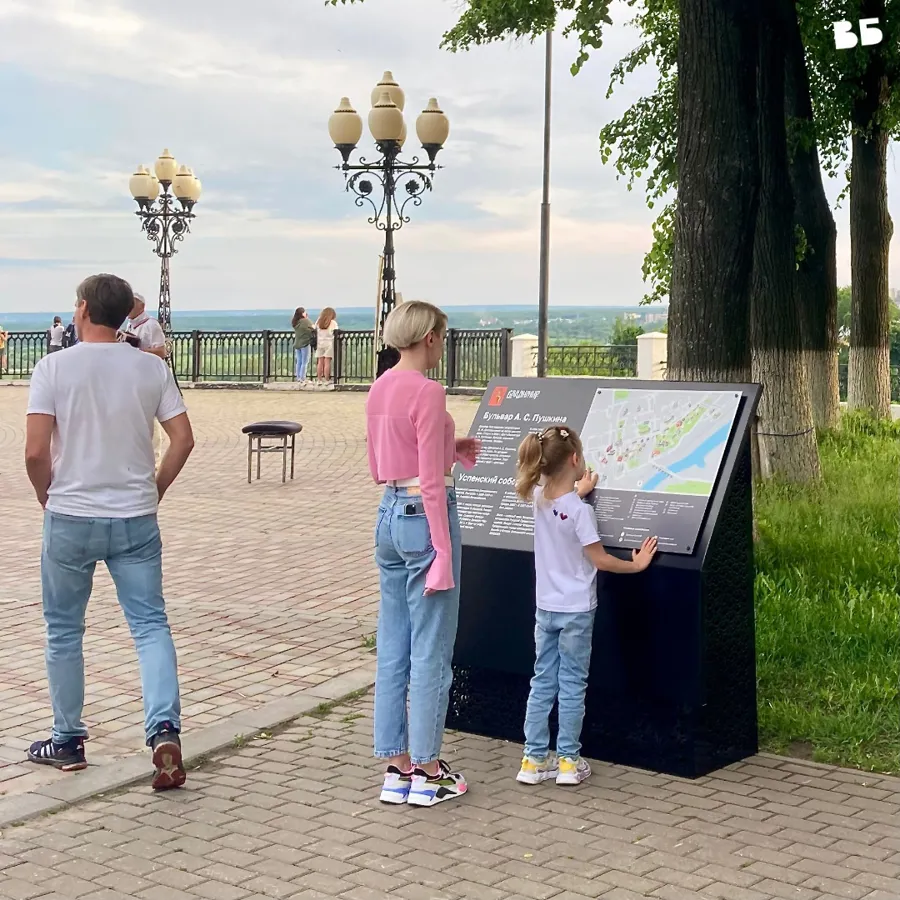 Во Владимире установили новые инфостенды для туристов