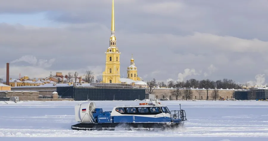 Петербург подводит итоги первой зимней навигации на водном транспорте