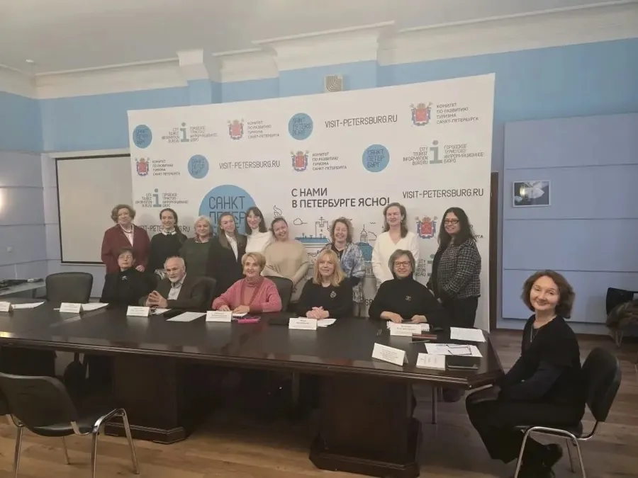 В Санкт-Петербурге завершилась годовая программа аттестации экскурсоводов и гидов-переводчиков